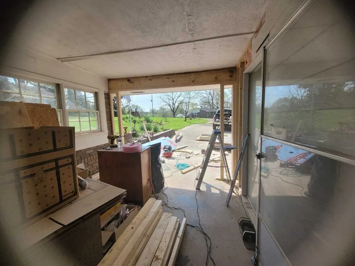 Air movers and dehumidifier for Drying & Dehumidification in Glassmanor